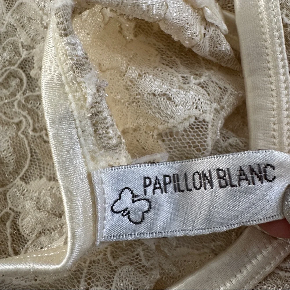 Papillon Blanc cream lace cropped tank - Picture 5 of 7